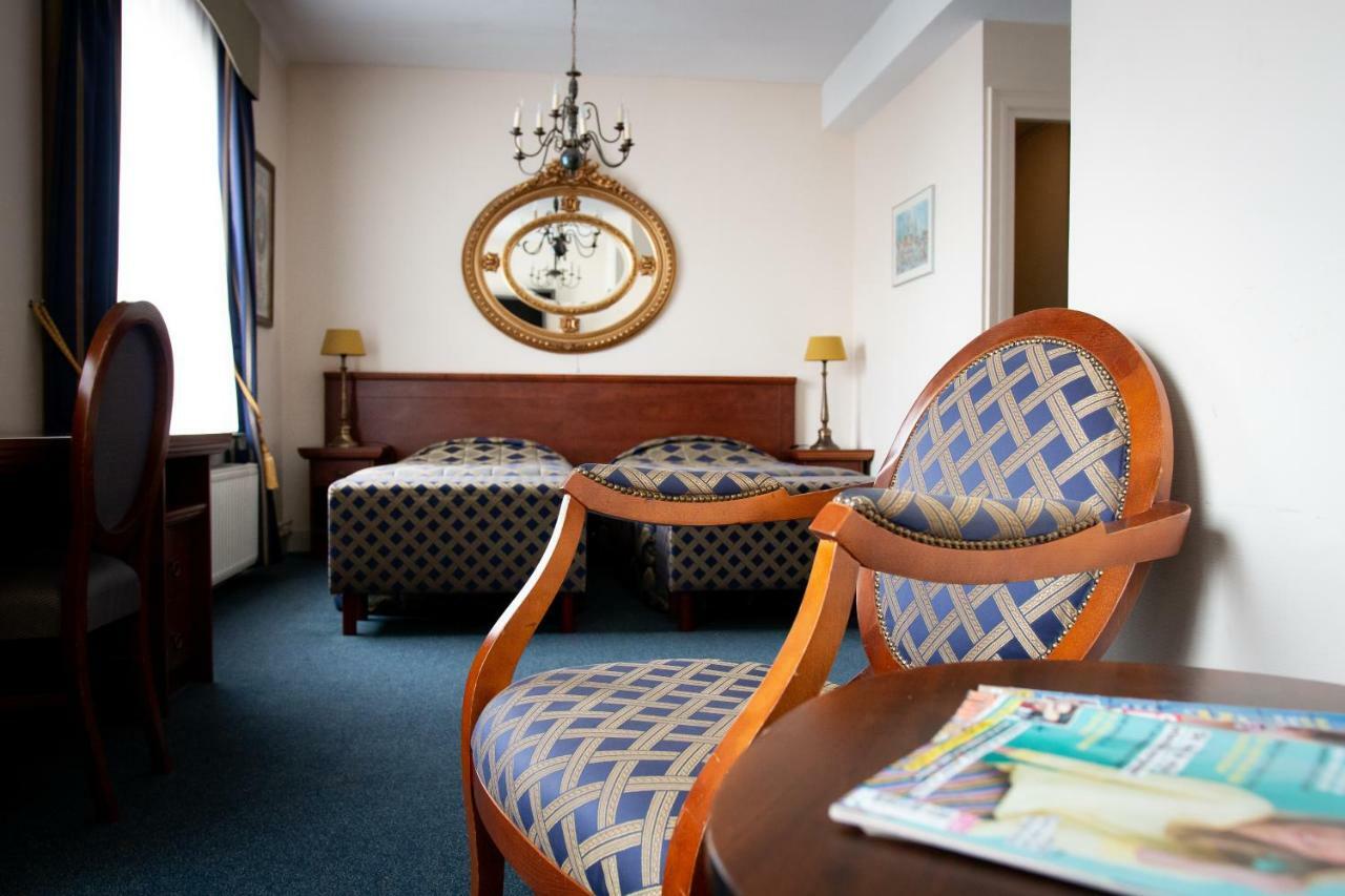 Villa-Hotel De Kroon Gennep 외부 사진